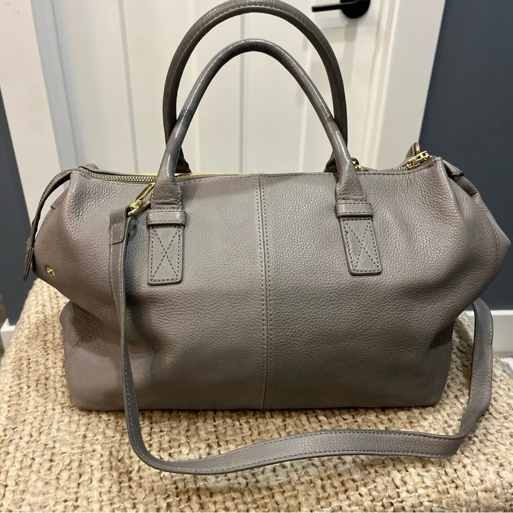 VINCE CAMUTO Large Zip Top Close Satchel Crossbody‎ Strap Pockets Gray